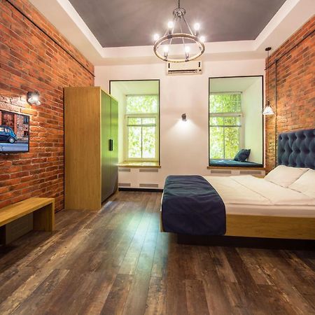 Self Check-In Apartments Near Landscape Alley Kiev Exteriör bild